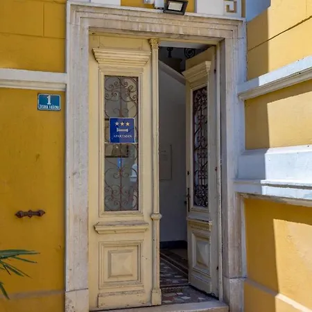 Deluxe Kvarner 2 Apartman Lovran